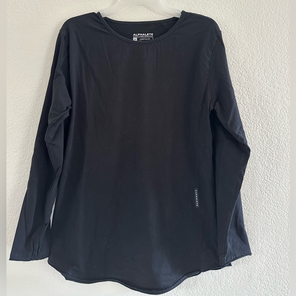 Alphalete Jet Black Lifestyle Fit Top